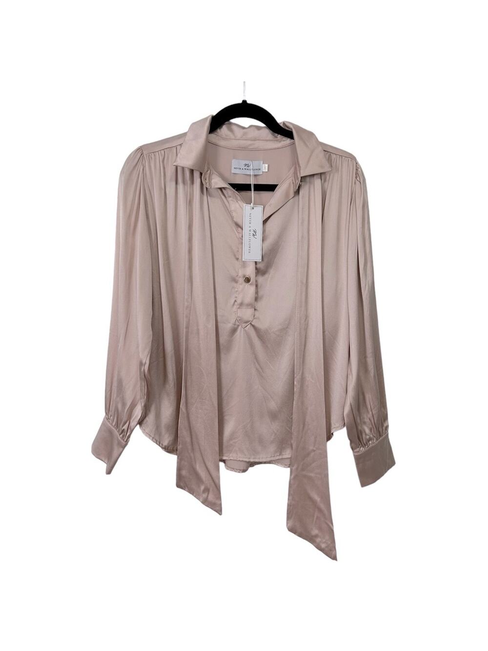 Never a wallflower blush pink silk long sleeve blouse with tie size xs NWT